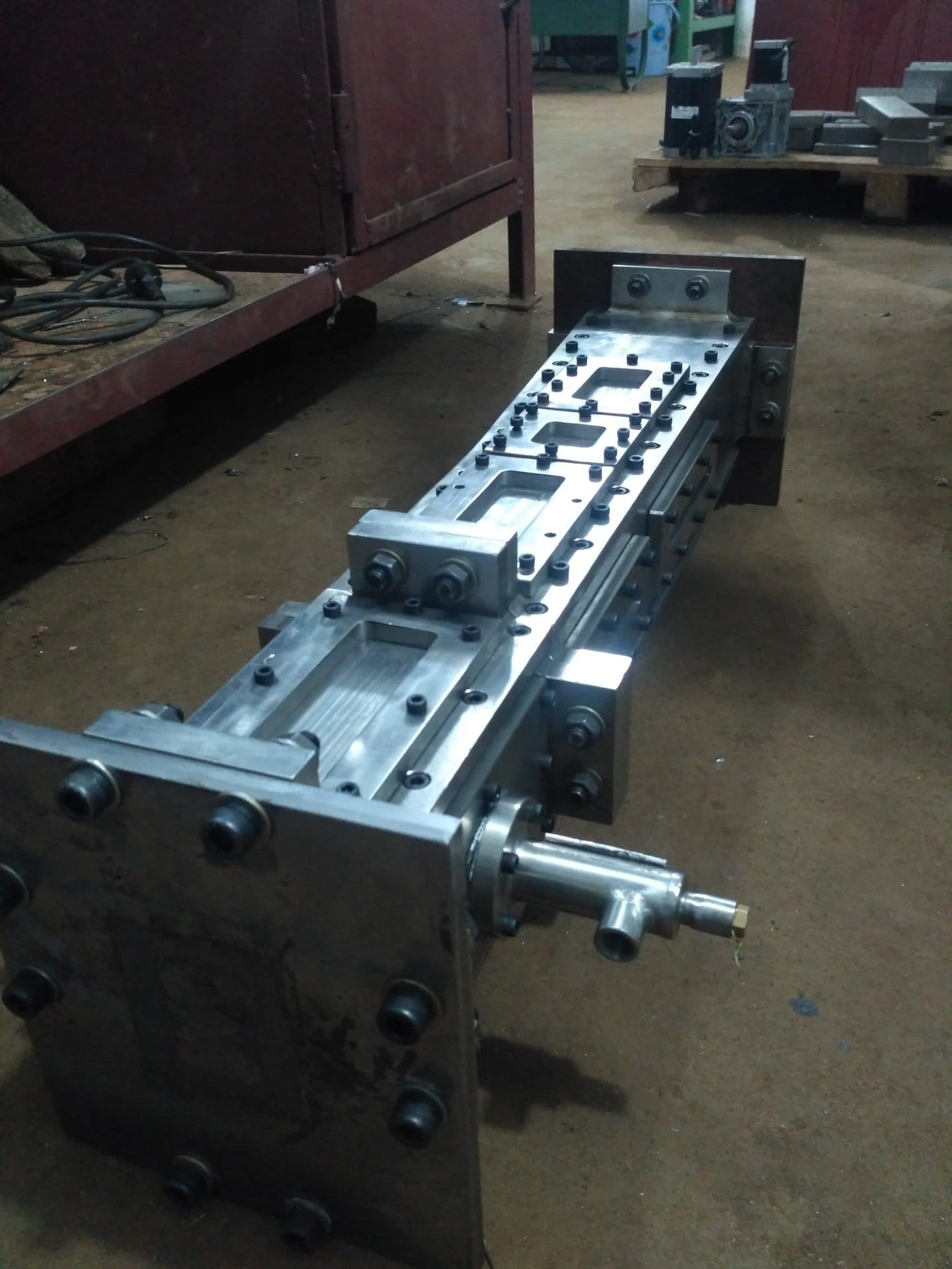 Novatek manufacturing process photo